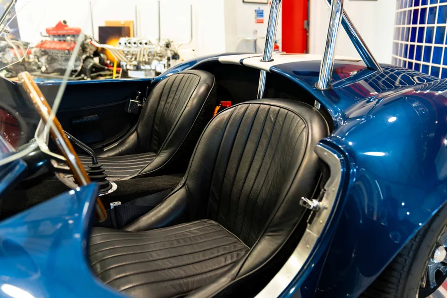 Shelby Cobra CSX4000 Series
