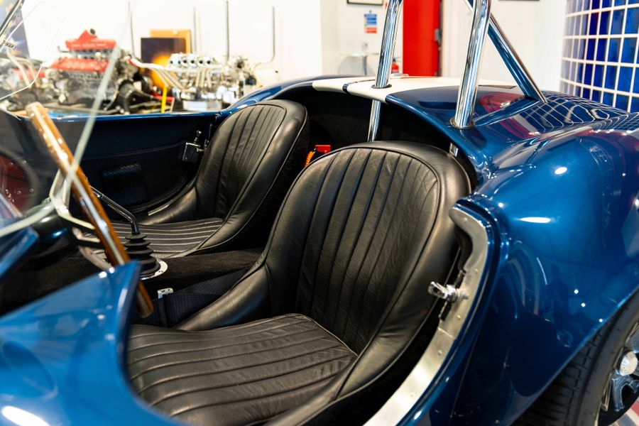 Shelby Cobra CSX4000 Series