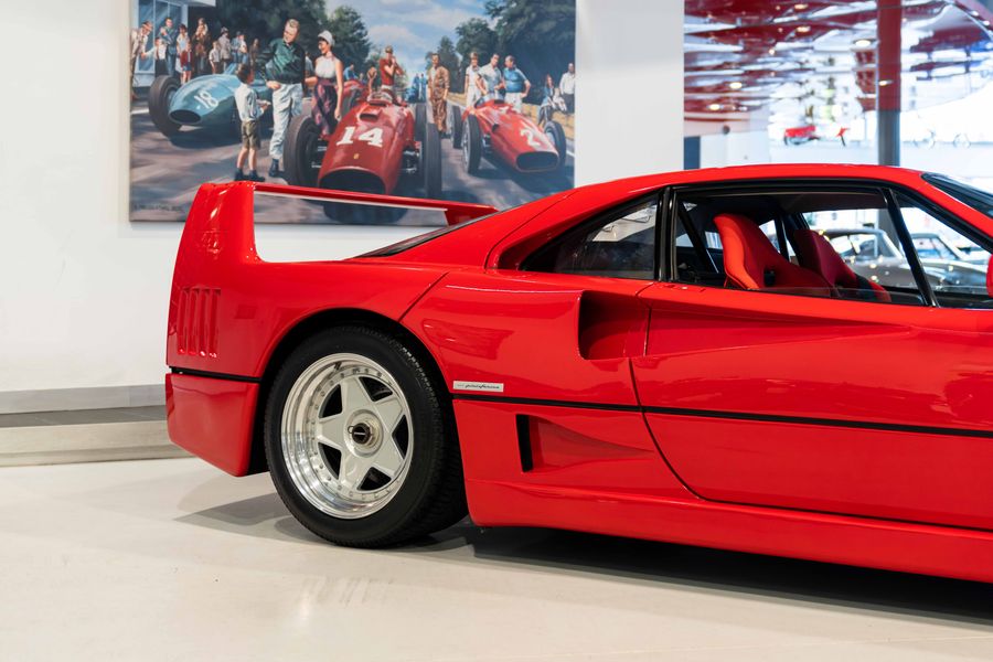 Ferrari F40