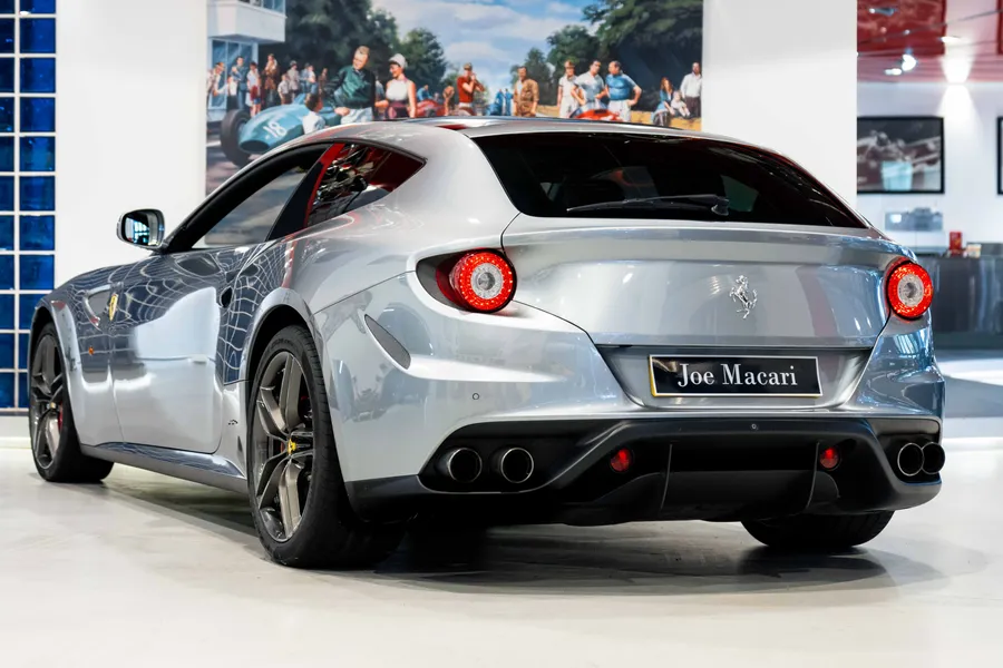 Ferrari FF