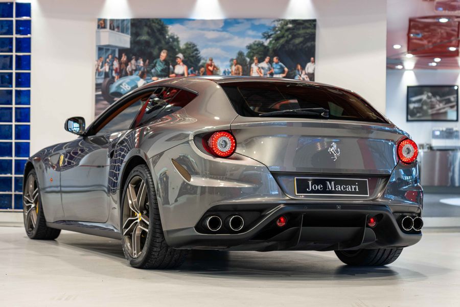 Ferrari FF