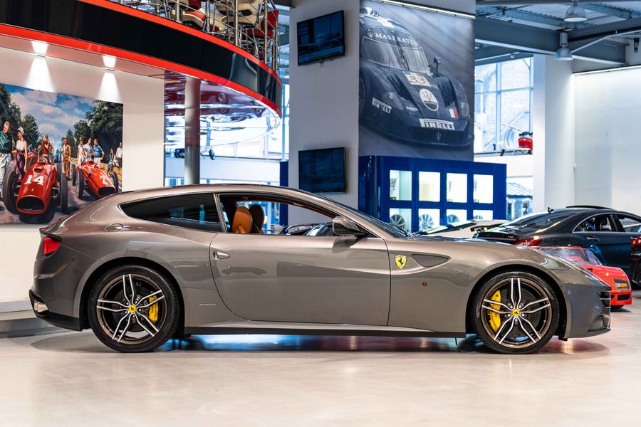 Ferrari FF