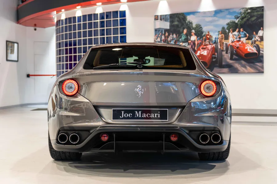 Ferrari FF