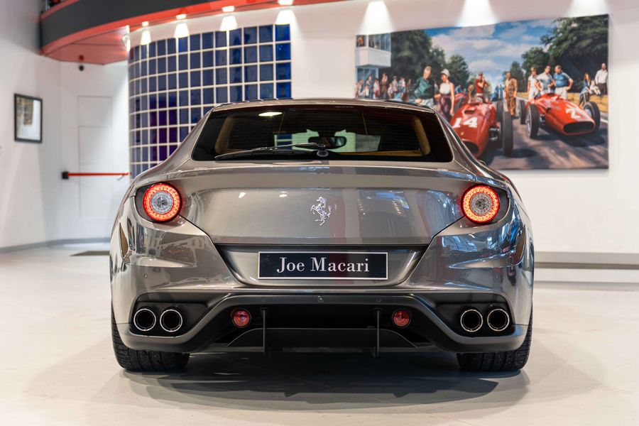 Ferrari FF