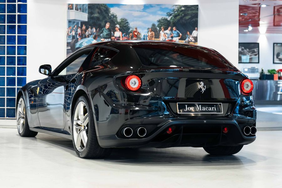 Ferrari FF