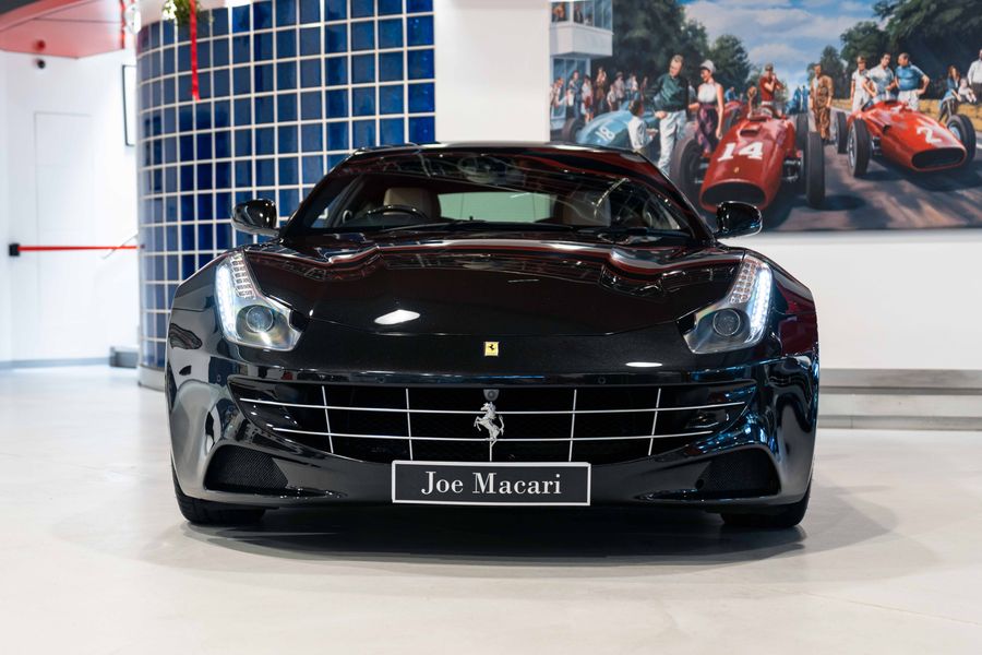 Ferrari FF
