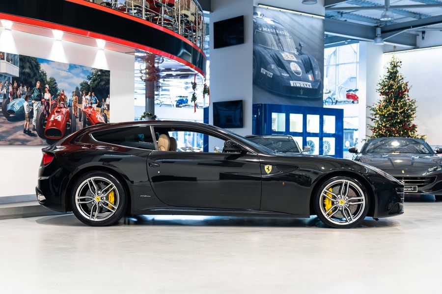 Ferrari FF
