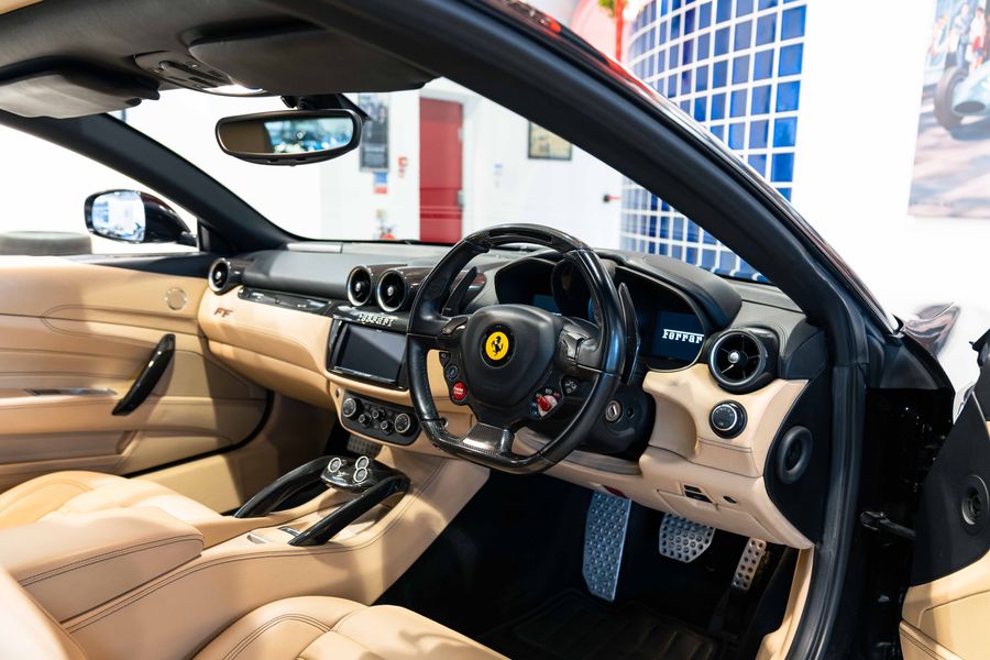 Ferrari FF