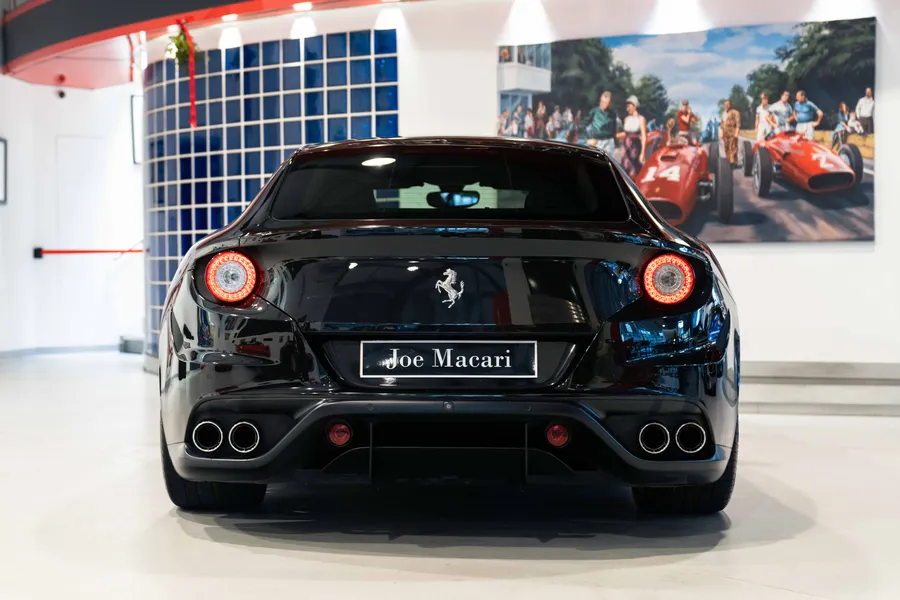 Ferrari FF
