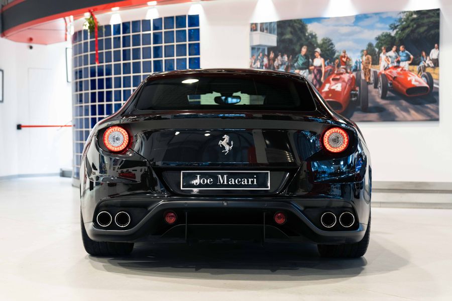 Ferrari FF