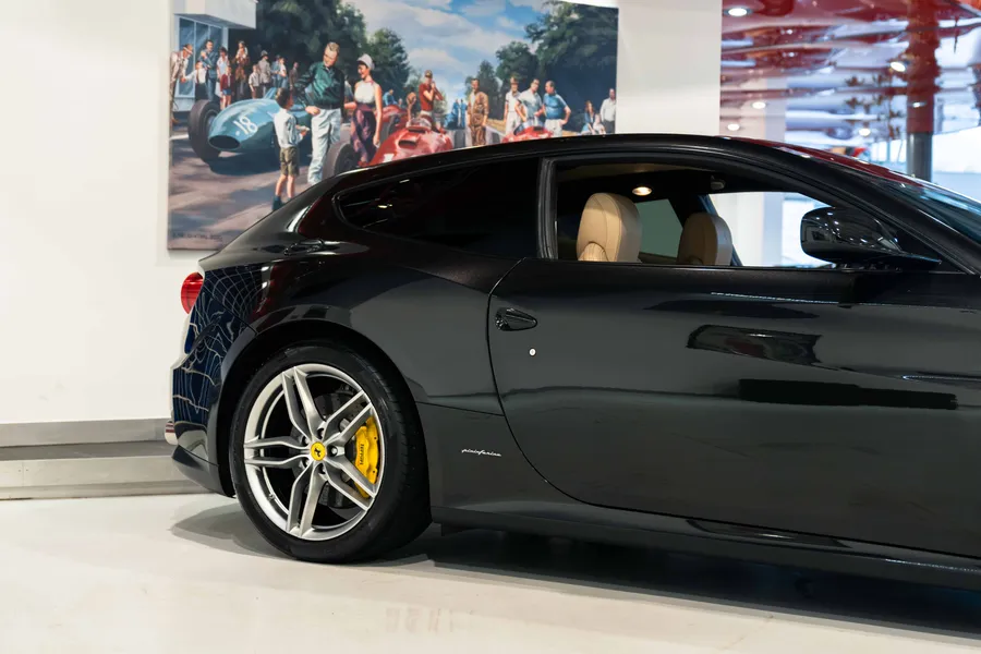 Ferrari FF