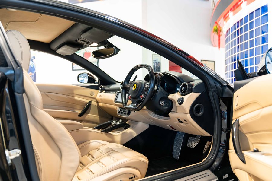 Ferrari FF