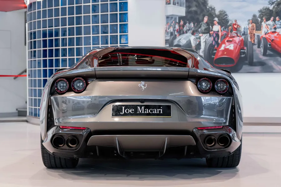 Ferrari 812 Superfast