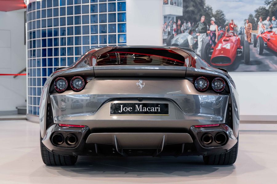 Ferrari 812 Superfast