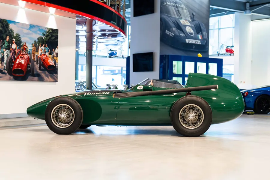 Vanwall '57 Replica