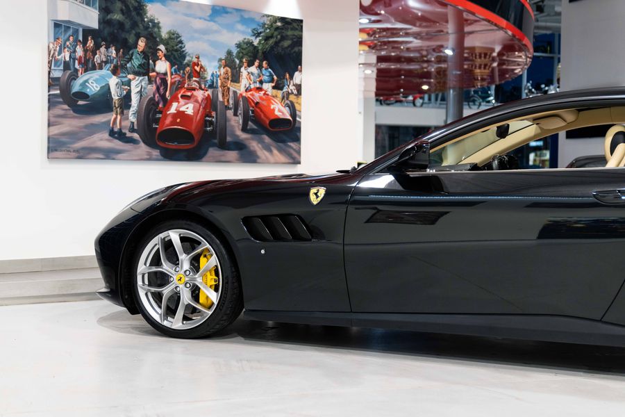 Ferrari GTC4 Lusso T