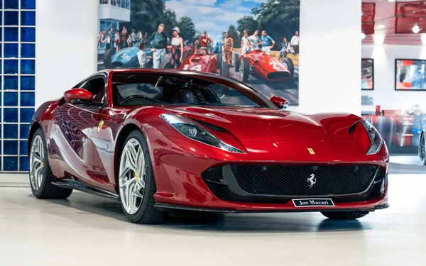 Ferrari 812 Superfast