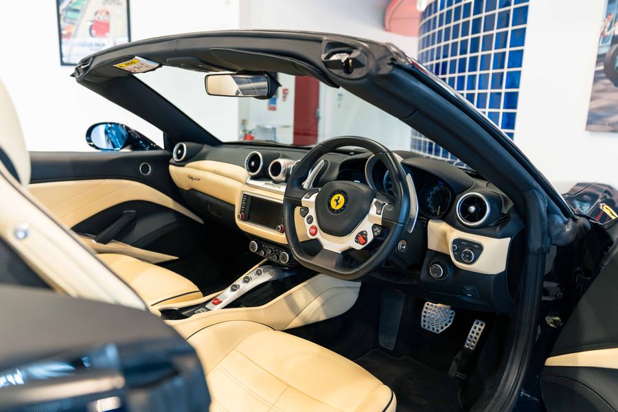 Ferrari California T