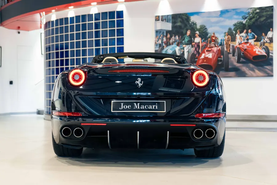 Ferrari California T