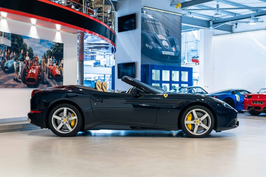 Ferrari California T