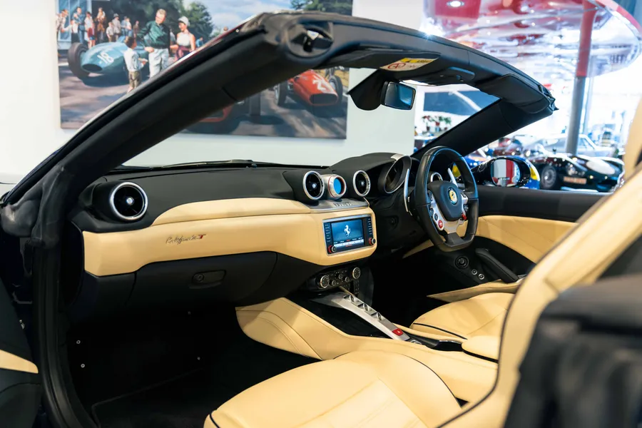 Ferrari California T