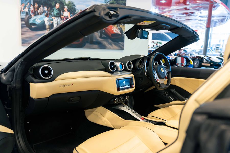 Ferrari California T