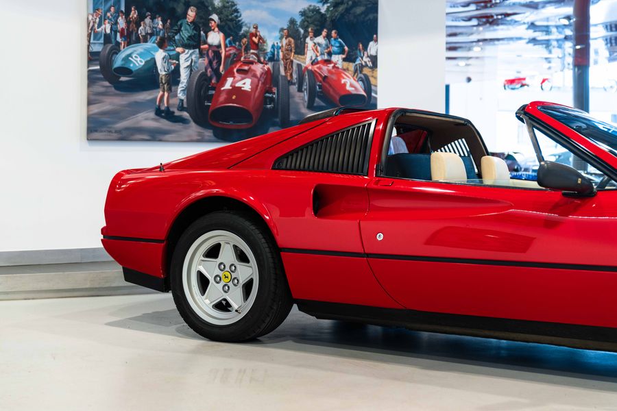 Ferrari 328 GTS