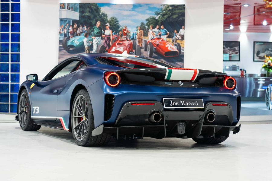 Ferrari 488 Pista Piloti