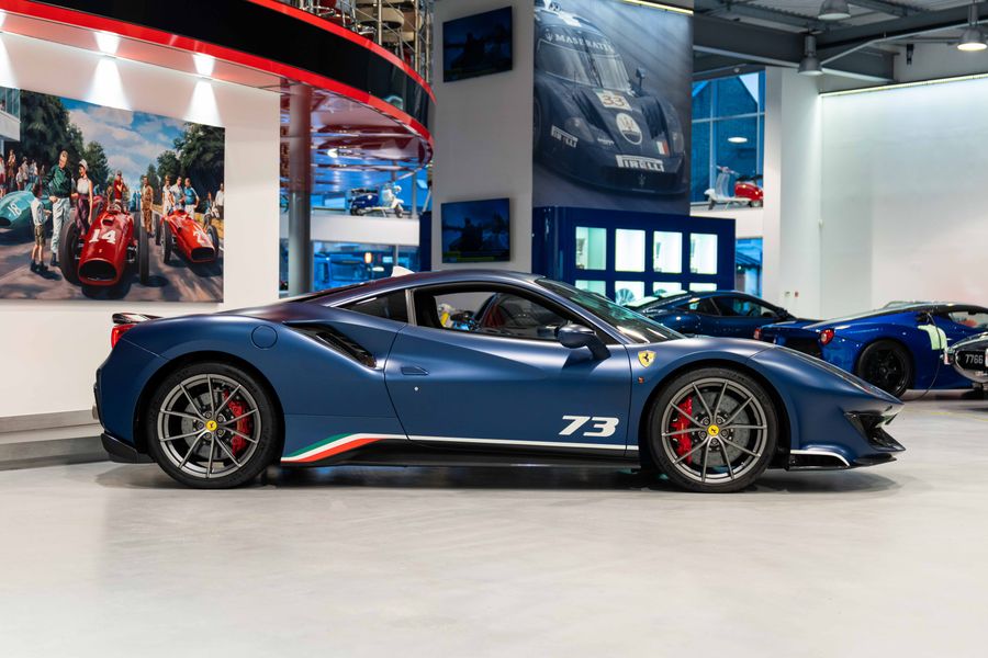 Ferrari 488 Pista Piloti