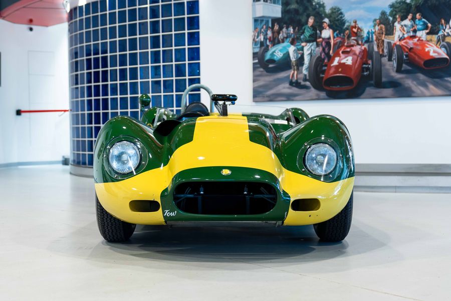 Lister Jaguar 'Knobbly'