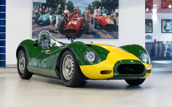 Lister Jaguar 'Knobbly'