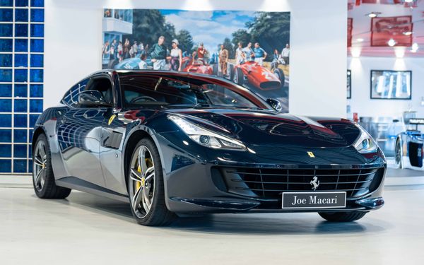 Ferrari GTC4 Lusso