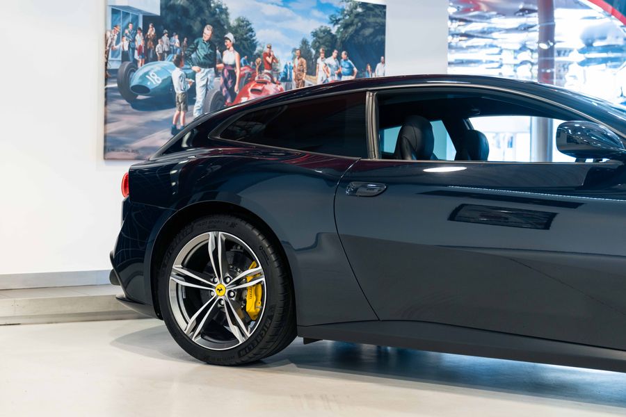 Ferrari GTC4 Lusso