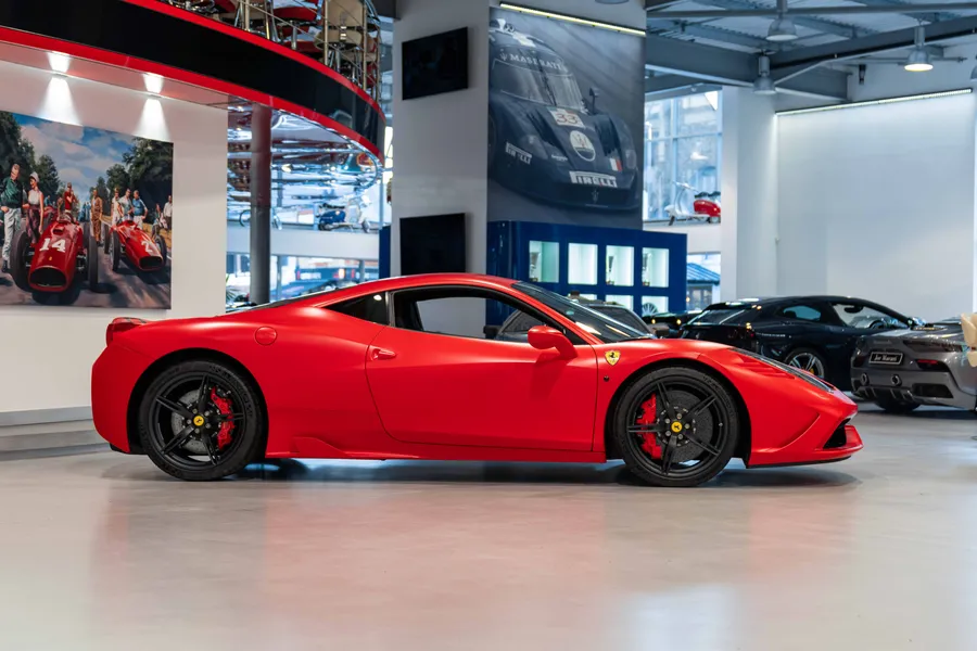 Ferrari 458 Speciale LHD