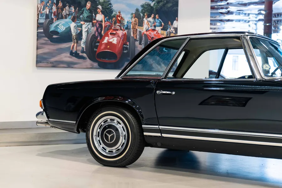 Mercedes-Benz 280 SL