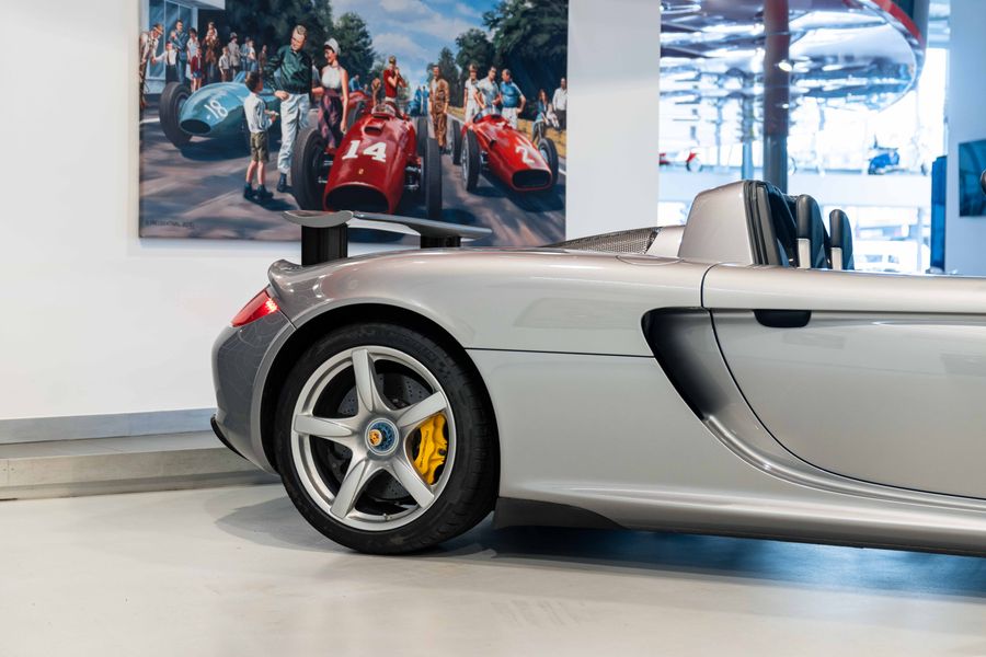 Porsche Carrera GT