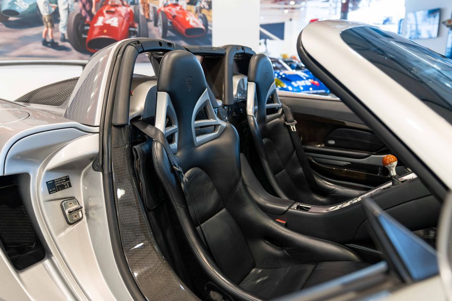 Porsche Carrera GT