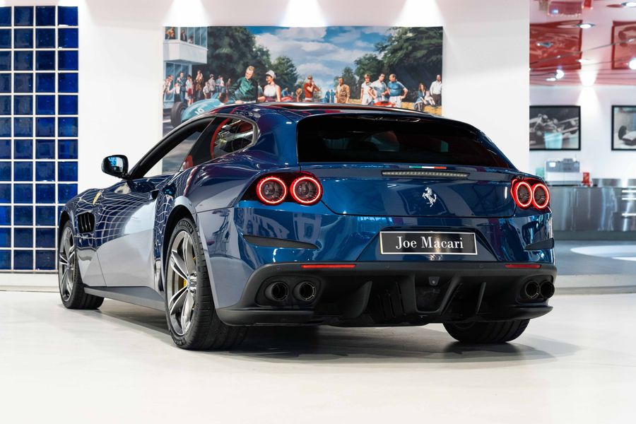 Ferrari GTC4 Lusso