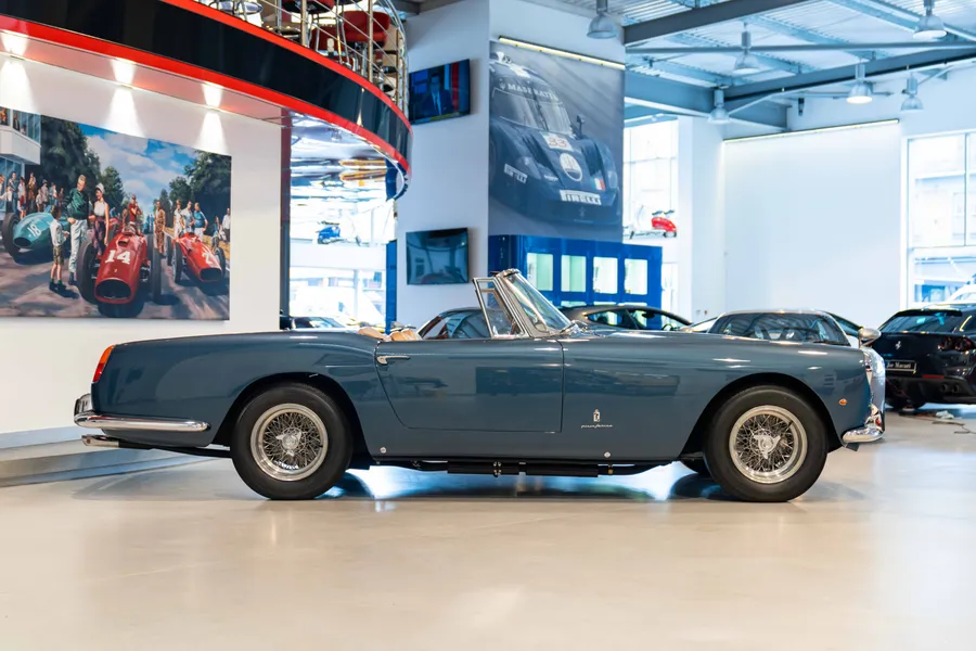 Ferrari 250 GT PF Cab Series II