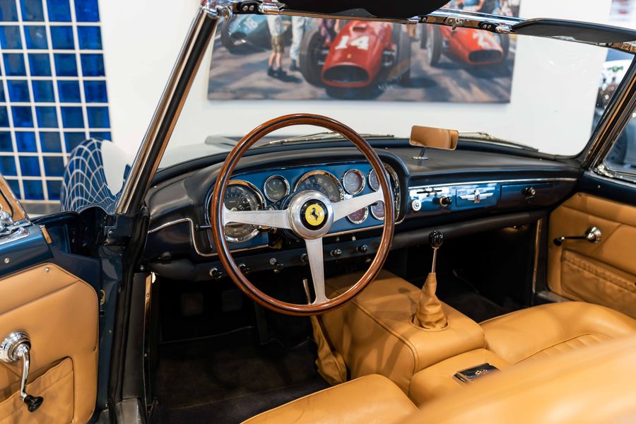 Ferrari 250 GT PF Cab Series II