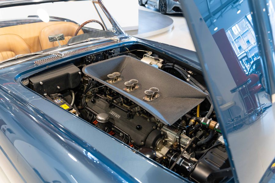 Ferrari 250 GT PF Cab Series II