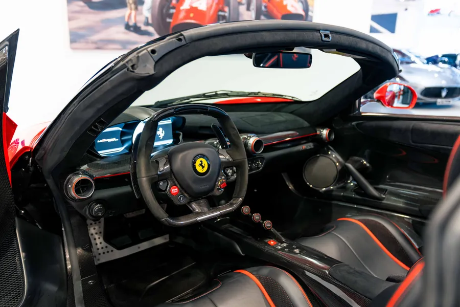Ferrari LaFerrari Aperta