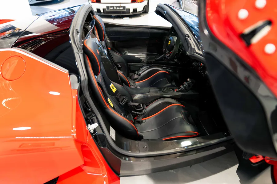 Ferrari LaFerrari Aperta