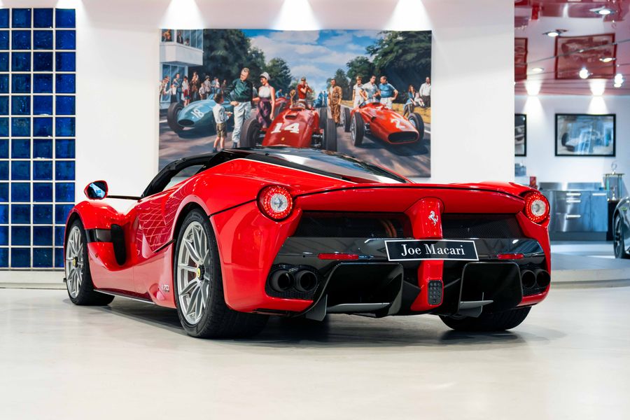 Ferrari LaFerrari Aperta