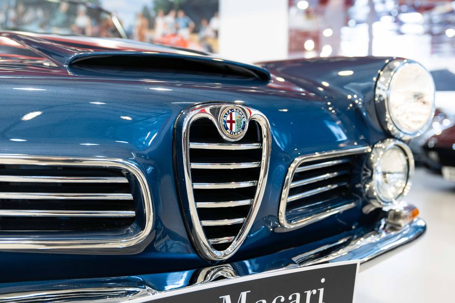Alfa Romeo 2600 Spider RHD