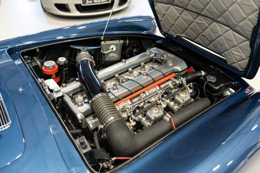 Alfa Romeo 2600 Spider RHD