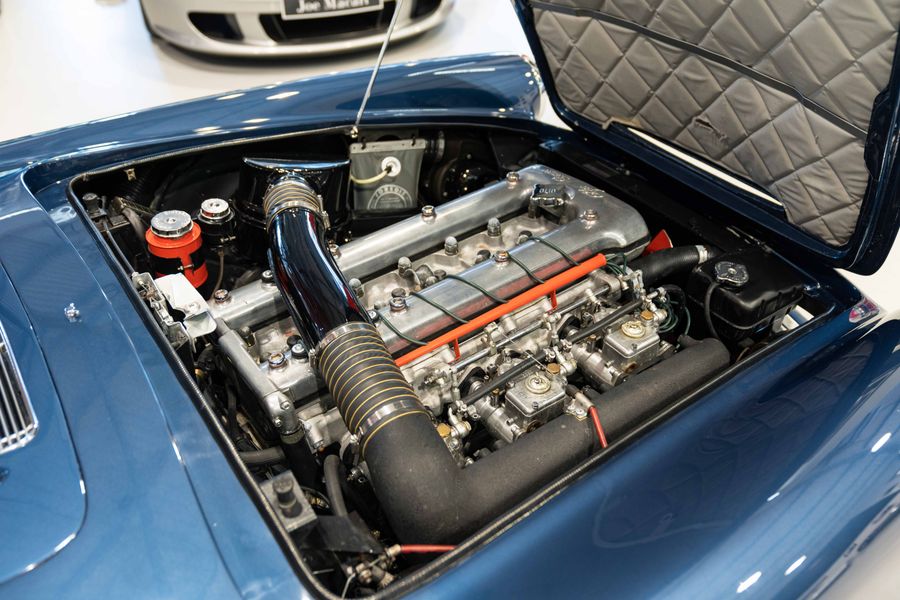 Alfa Romeo 2600 Spider RHD
