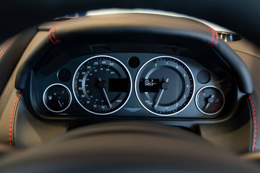 Aston Martin V12 Vantage Zagato RHD