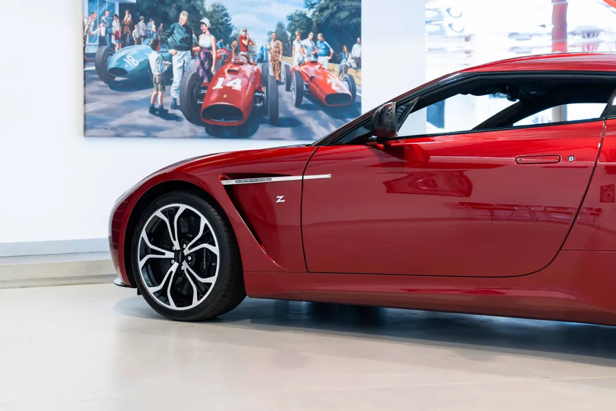 Aston Martin V12 Vantage Zagato RHD
