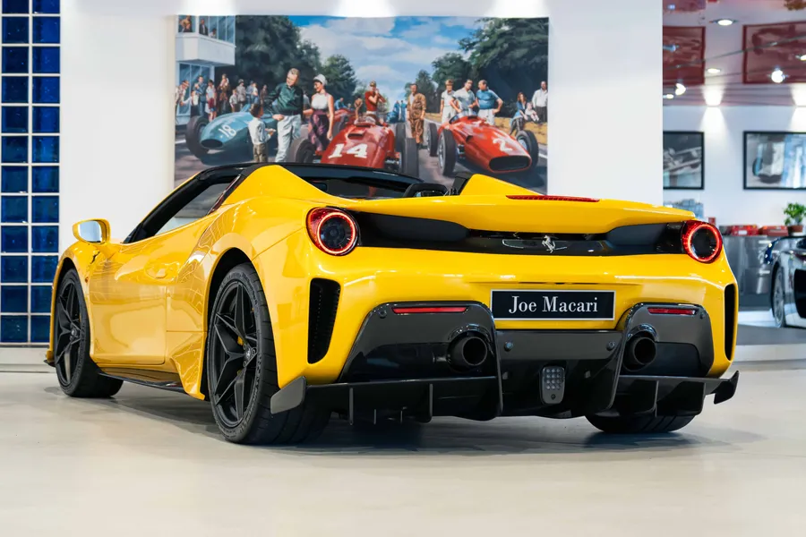 Ferrari 488 Pista Spider